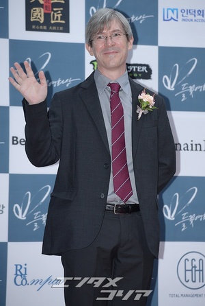 【フォト】キム・ギュリ、チェ・ヒソら野の花映画賞授賞式に出席したスターたち