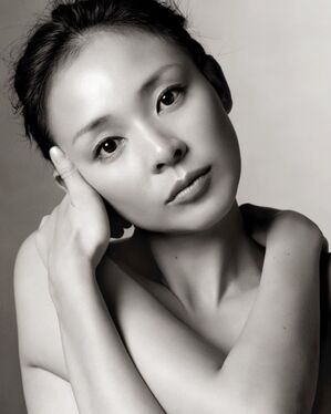 SHIHO、「Women Supporting Women」チャレンジ参加「白黒写真の中のまっすぐな瞳」