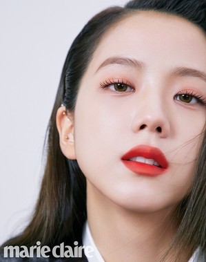 【フォト】BLACKPINKジス、魅惑的な美しさ＝「marie claire」