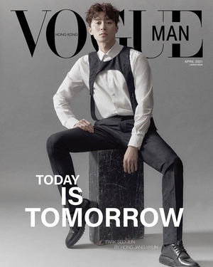 パク・ソジュン「Vogue MAN HONG KONG」創刊号表紙に登場…完ぺきなビジュアル
