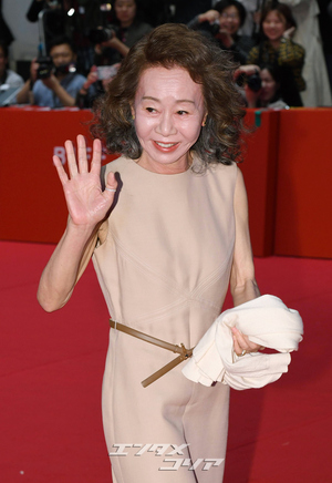 ユン・ヨジョン、米アカデミー賞に出席確定「きのうロスへ」