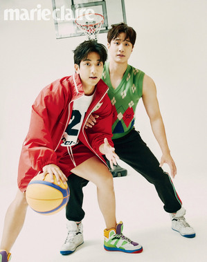 【フォト】許雄×許訓、「韓国バスケ界のビジュアル2トップ兄弟」のさわやかグラビア公開