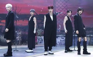 【フォト】TXT、カリスマあふれる5人の男子