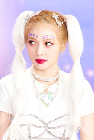 【フォト】DAWN＋ヒョナ、「初デュエットアルバムで音楽活動再開」