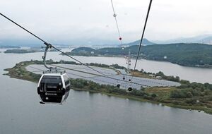 韓国最長3.6キロの春川・三嶽山湖水ロープウェイ開通