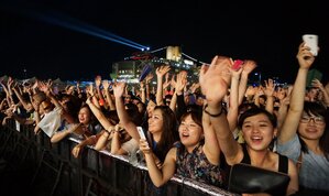 人気歌手が多数出演 3千人規模の政府主催コンサート開催へ