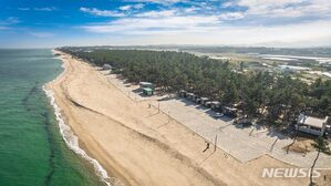 連谷海岸キャンプ場に車いすでも利用可能なキャラバン・キャンプデッキ設置、韓国初