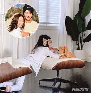 クォン・サンウ&ソン・テヨン夫妻の娘リホちゃんの後ろ姿、ママそっくり!