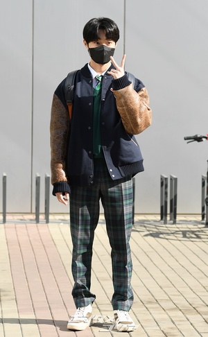 【フォト】『今、私たちの学校は…』主演陣、バラエティー収録のため出勤
