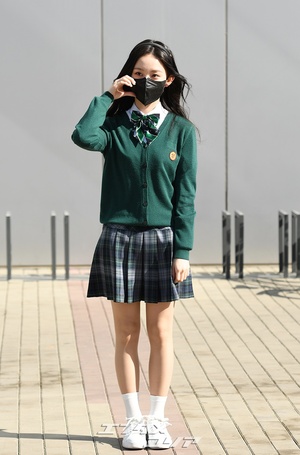 【フォト】『今、私たちの学校は…』主演陣、バラエティー収録のため出勤