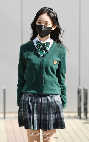 【フォト】『今、私たちの学校は…』主演陣、バラエティー収録のため出勤