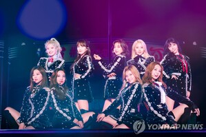 TWICE 日本に続き来月の米国公演も追加