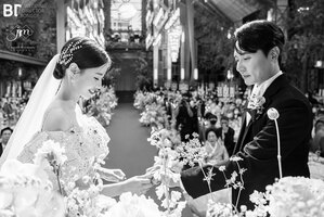 【フォト】SHINHWAアンディ＆イ・ウンジュ・アナ、美しい場所で結婚式