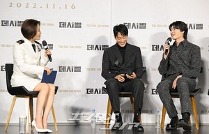 【フォト】キム・レウォン＆イ・ジョンソク＆チャ・ウヌら『デシベル』出演者たち