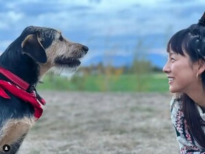 イ・ヒョリ、海外に引き取られた犬に会うためカナダ旅行