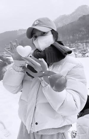 ソン・ヘギョ『ザ・グローリー』が世界でヒット…ファンに「雪のハート」