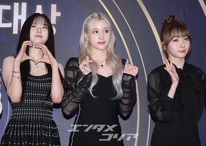 【フォト】NCT DREAM、KARA、IVE、コン・スンヨンら…ソウル歌謡大賞に出席したスターたち