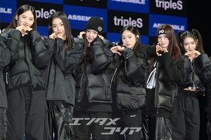 【フォト】tripleS、1stアルバム＆リード曲「Rising」でデビュー