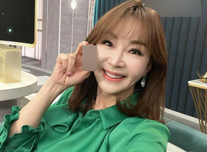 通販番組司会者ユ・ナニが化粧品販売中、亡くなった女性お笑いタレントに言及し謝罪