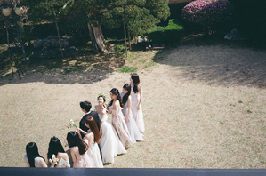 【フォト】ミンハ　元Nine Musesメンバーたちとウエディング写真「パステルカラーの女神たち」