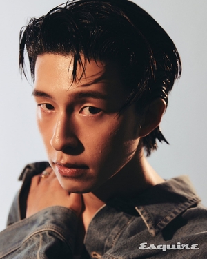 【フォト】『悪鬼』ホン・ギョン、少年らしさの中に現れた強烈な眼差し