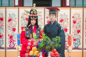 『キング・ザ・ランド』イム・ユナ&イ・ジュノ、伝統婚礼の写真公開