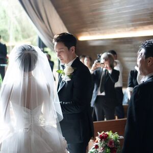 シム・ヒョンタク＆サヤさん、日本での結婚式写真公開…「天使と共に永遠に」