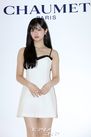 【フォト】NewJeansハニ　ミニワンピで人形ビジュアル…「CHAUMET」イベント出席