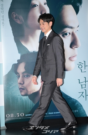 【フォト】妻夫木聡、映画『ある男』で韓国訪問　「素敵なほほ笑み」