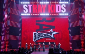Stray Kidsの韓日ドームツアー終了 来月アルバム発売