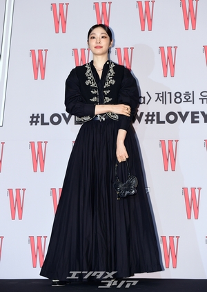【フォト】キム・ヨナ、上品な東洋風デザインのドレス