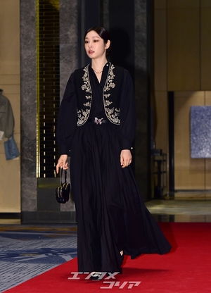 【フォト】キム・ヨナ、上品な東洋風デザインのドレス