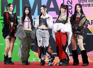 【フォト】NewJeans、格の違うファッションセンス　＝2023MMA