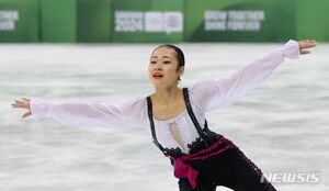 【フォト】フィギュア：演技披露する日本代表の島田麻央＝冬季ユース五輪女子シングルSP