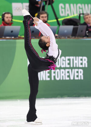 【フォト】フィギュア：演技披露する日本代表の島田麻央＝冬季ユース五輪女子シングルSP