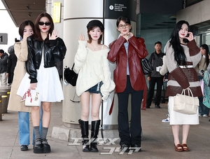 【フォト】Red Velvet、愛らしいファッションで日本へ