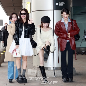 【フォト】Red Velvet、愛らしいファッションで日本へ