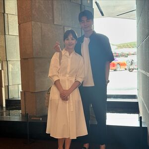【フォト】「結婚11周年」ハン・ヘジン＆奇誠庸、結婚記念日のデート…甘い夫婦
