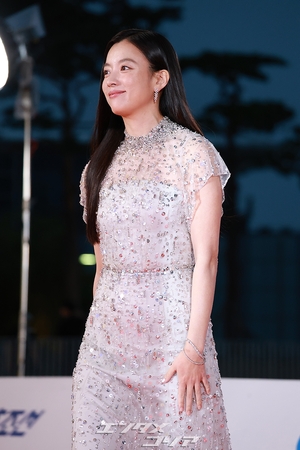 【フォト】主演女優賞候補のハン・ヒョジュ、女神のような美しさ