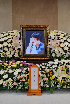「キム・ミンギ先生が理想のタイプ」 コ・ヒョンジョンも哀悼…二日間にわたり追悼相次ぐ