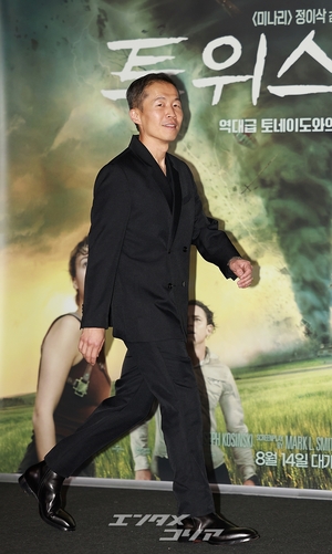 【フォト】リー・アイザック・チョン監督　米パニック大作映画『ツイスターズ』で来韓