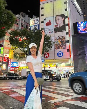 さゆり、息子を寝かせてから渋谷で観光客モード 「わたしが一番楽しんでいる」