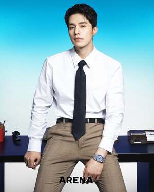 【フォト】42歳イ・ドンウク、女性のハートを刺激するダンディーさ