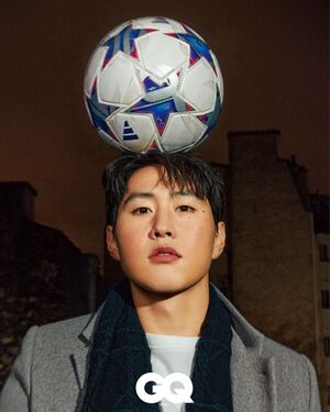 【フォト】世界が注目するサッカー選手・李康仁、「GQ KOREA」の表紙を飾る