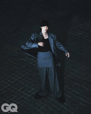 【フォト】ATEEZウヨン×黒猫…シックな魅力さく裂