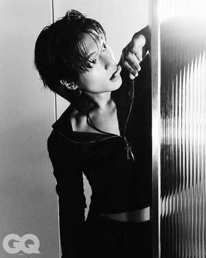 【フォト】ATEEZウヨン×黒猫…シックな魅力さく裂