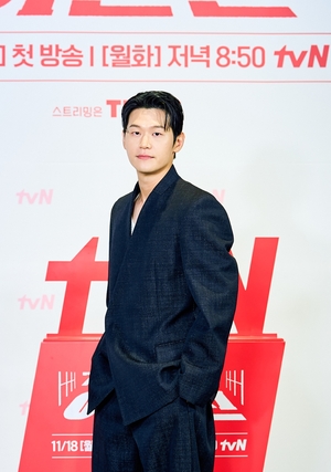 【フォト】イ・ハクジュ「これまでにない悪役の演技、期待してください」