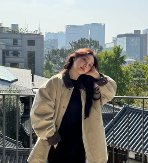 キム・ヨナ、秋の日差しを浴びて一段とまばゆい美しさ 「きれいなだけじゃなくてステキ」