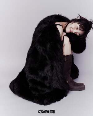 【フォト】キム・ヘジュン、気位が高いネコに変身