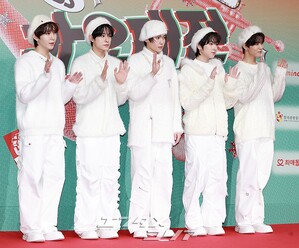 【フォト】IVE、ILLIT、Stray Kids…「2024 SBS歌謡大典」に結集したK-POPスター